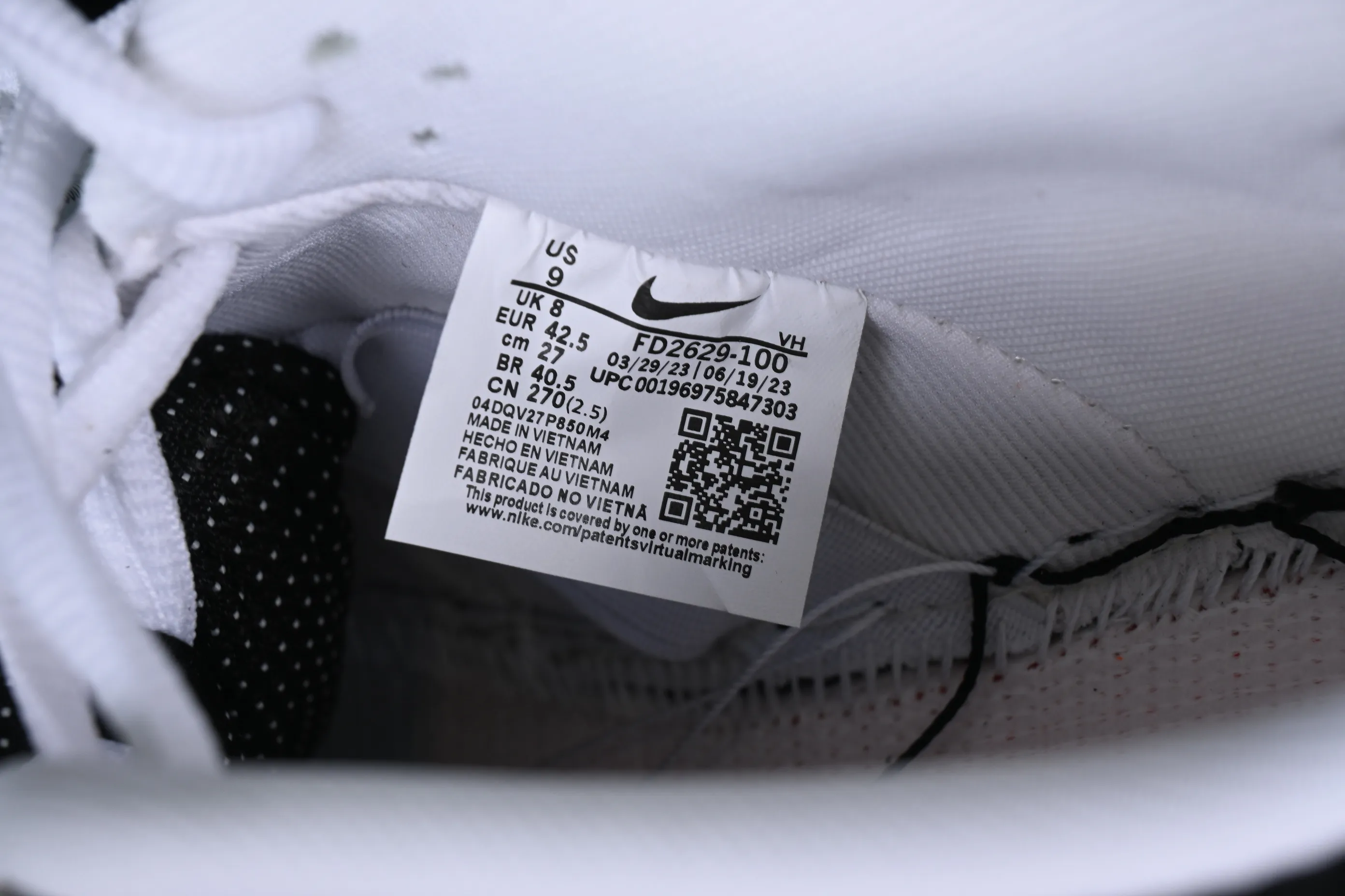 All categories Nk SB Dunk series Nk SB Dunk Low low-top sneakers J version Tightbooth x Nk SB Dunk joint model Reverse Panda SB low-top casual sports skateboard shoes FD2629-100